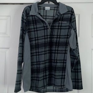 Men’s Columbia fleece never worn